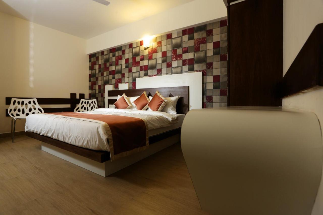 Moriz Inn Mysore Exterior photo